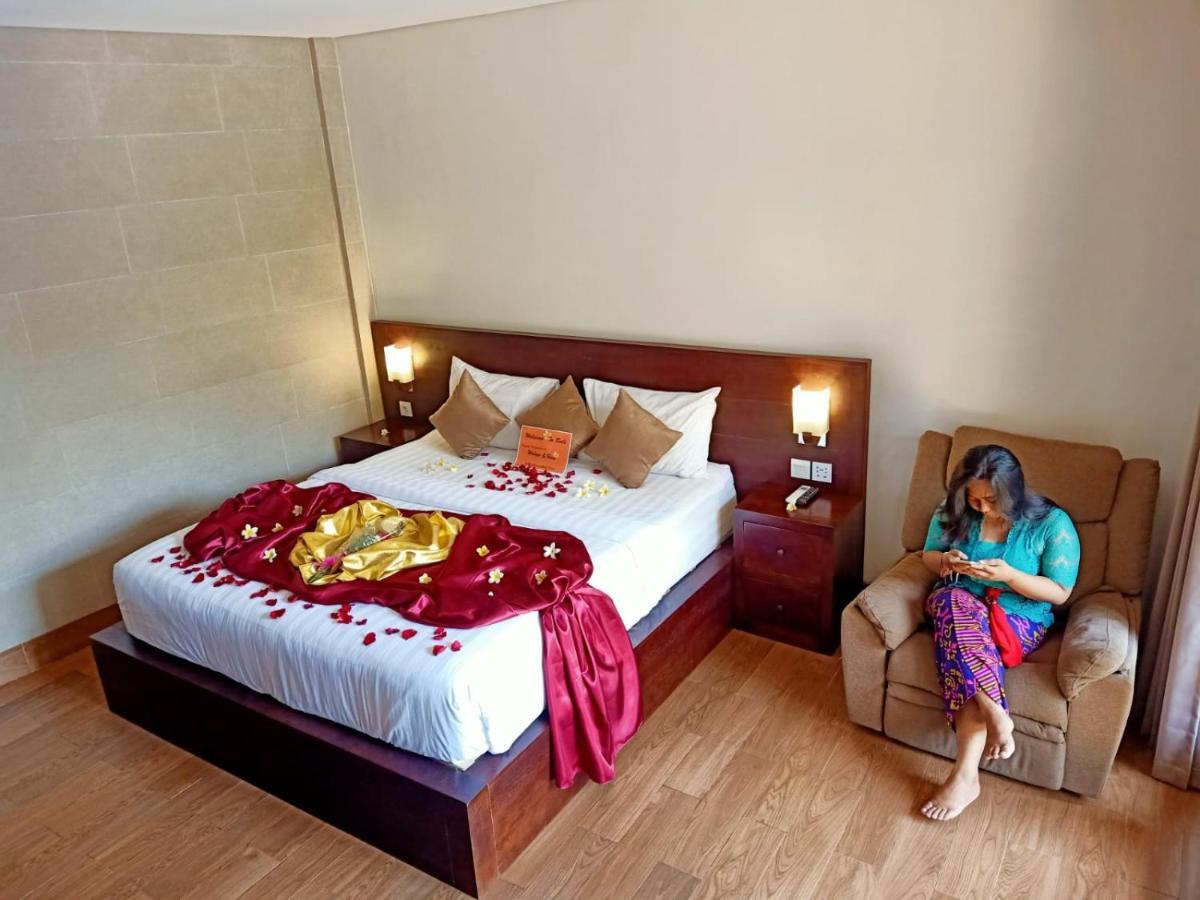 The Surya Kuta Villa Buitenkant foto