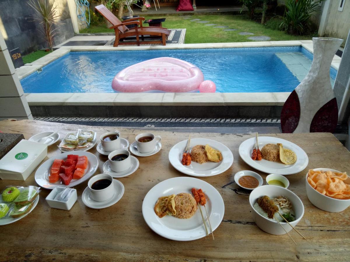The Surya Kuta Villa Buitenkant foto