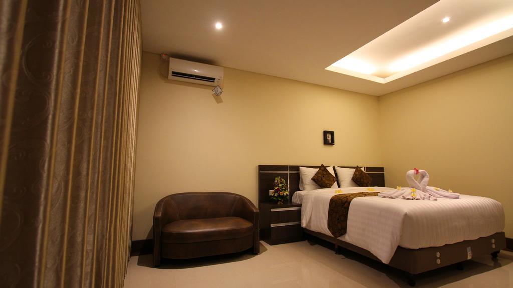 The Surya Kuta Villa Buitenkant foto